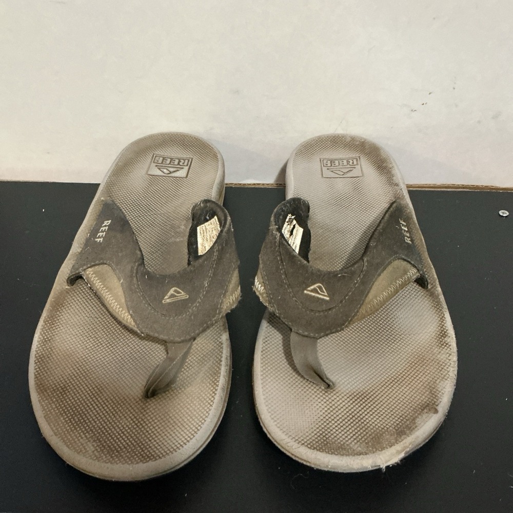Men's Reef Fannings Flip Flops Beer Bottle Opener sandals  Gray Size 13 WORN